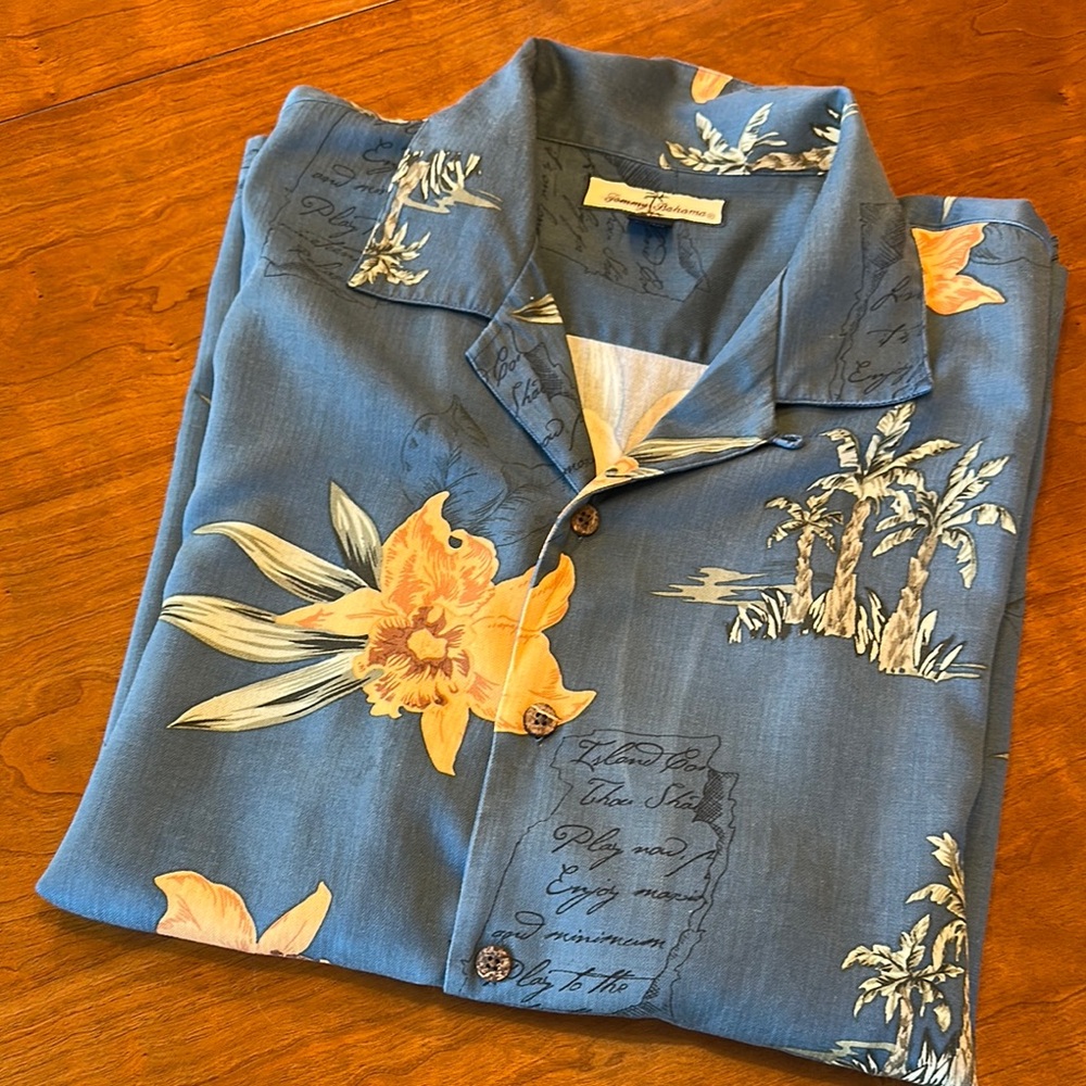 Tommy Bahama Blue Floral Men's Camp Shirt